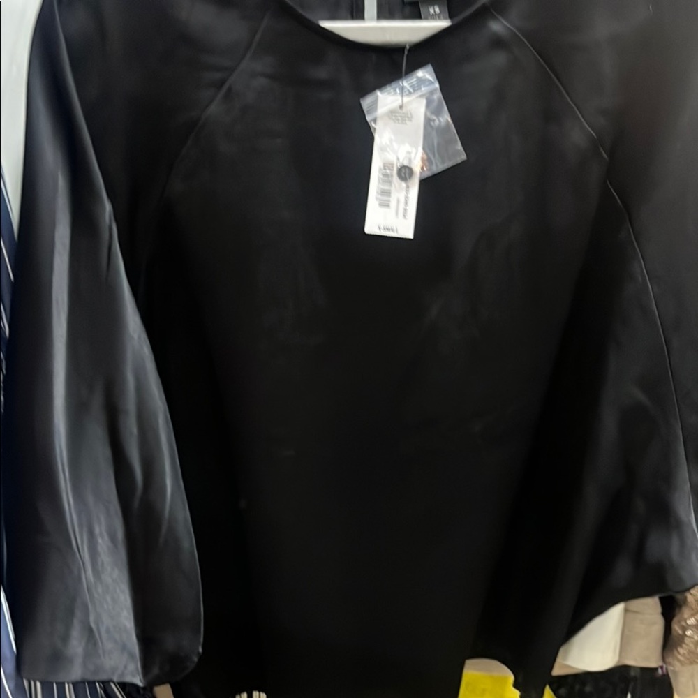 Worthington Black Boxy 3/4 Sleeve Blouse